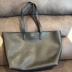 Saint Laurent Elegant Black Tote